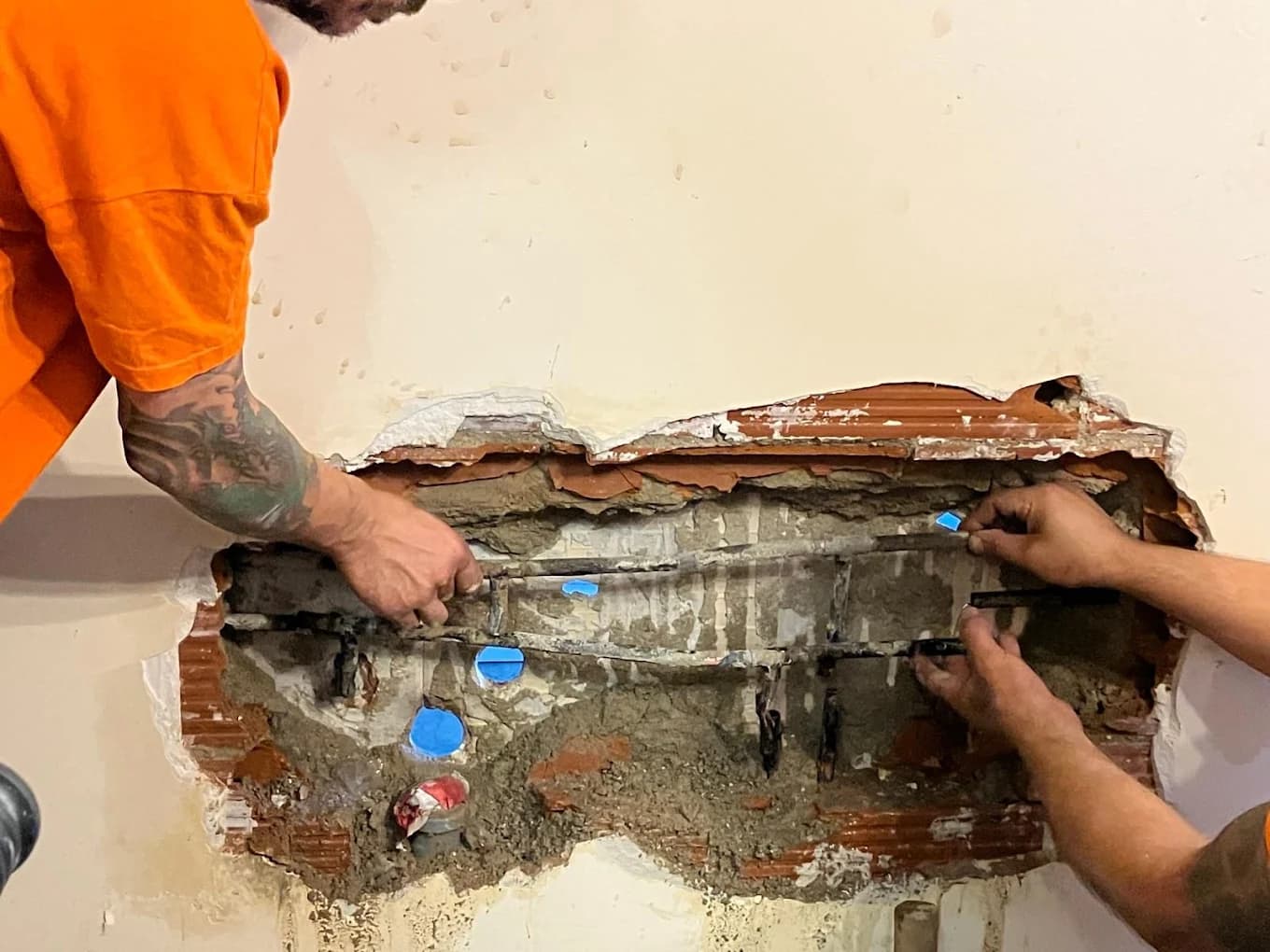 Idraulico Firenze - Intervento su condutture e sistemi idraulici